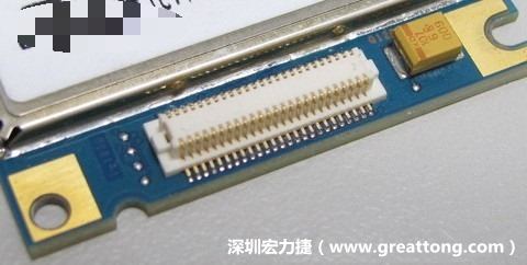 PCBA大講堂：板對板連接器下面裸銅設計，造成模組功能不良