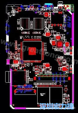 上圖是一個開發板的PCB，從布局中可以看出各個接口電路分離很明確，SDRAM和DDR以及SD卡接口電路等走線不會造成相互的干擾。-深圳宏力捷
