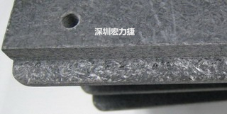 可加工性的合成石，可以用CNC洗出想要的形狀與機構，可以媲美鋁合金