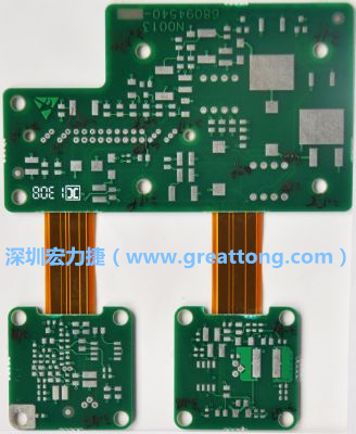 FPCB可作為多片功能載板的連接軟式板材。