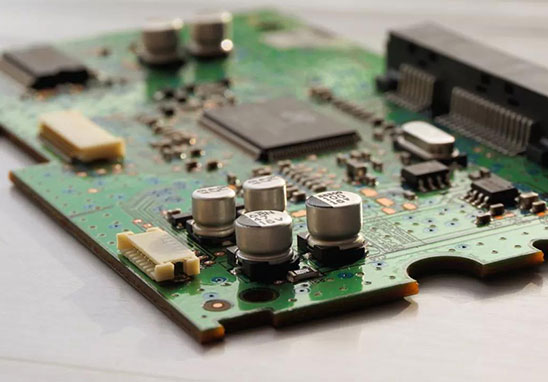 PCB制板工藝中的過孔塞油是什么意思？
