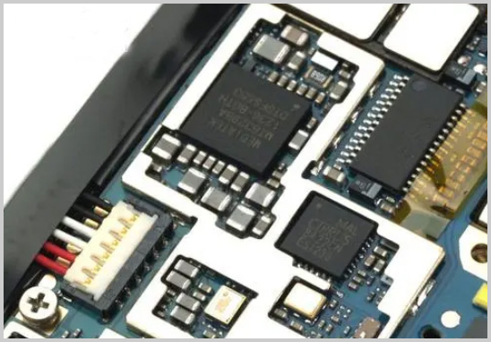 PCB設計如何避免連錫？實用技巧與預防方案
